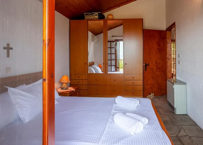Nyaraló Coastal Rustic House