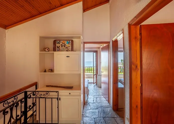 Coastal Rustic House Nyaraló Políhrono