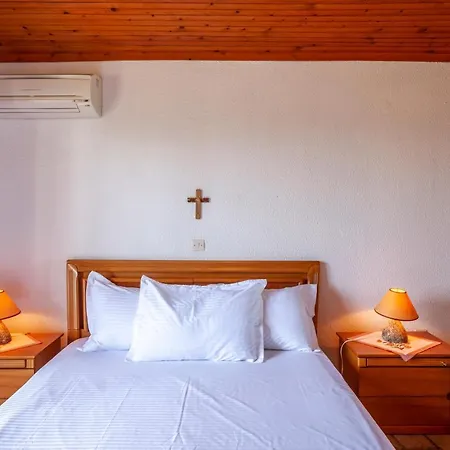 Coastal Rustic House 펜션 폴리크로노