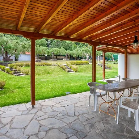 펜션 Coastal Rustic House *